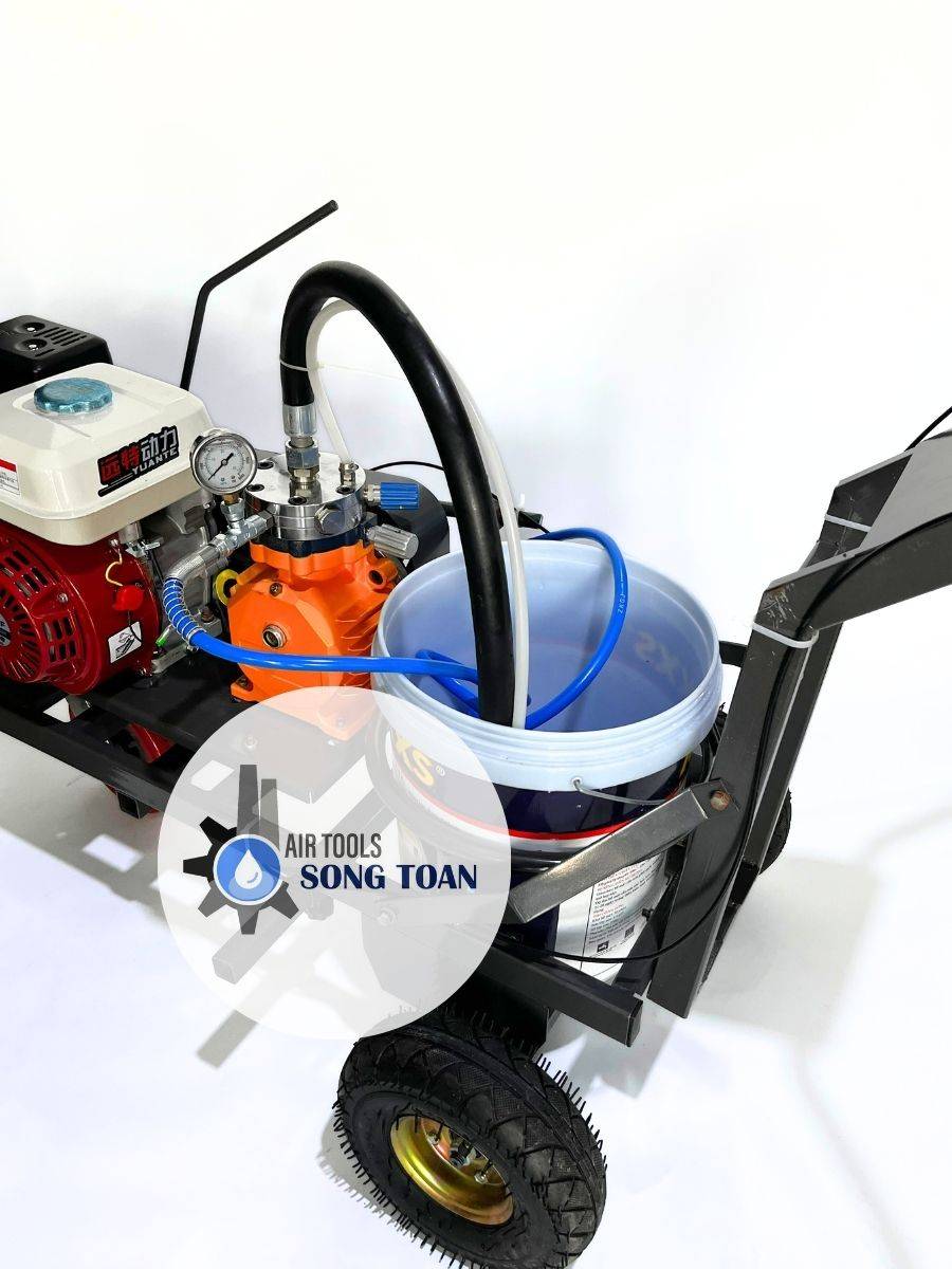 Máy phun sơn vạch kẻ đường KT-30